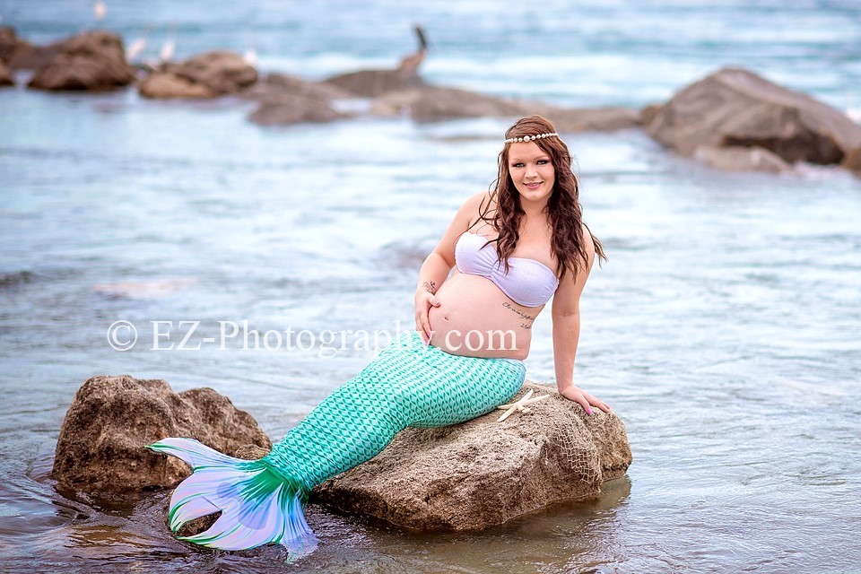 Mermaid maternity photographer melbourne fl